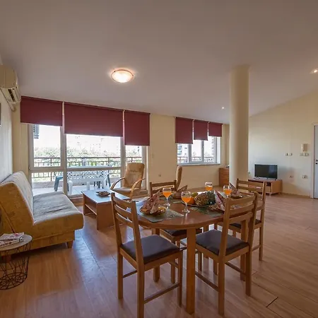 Apartament Private *